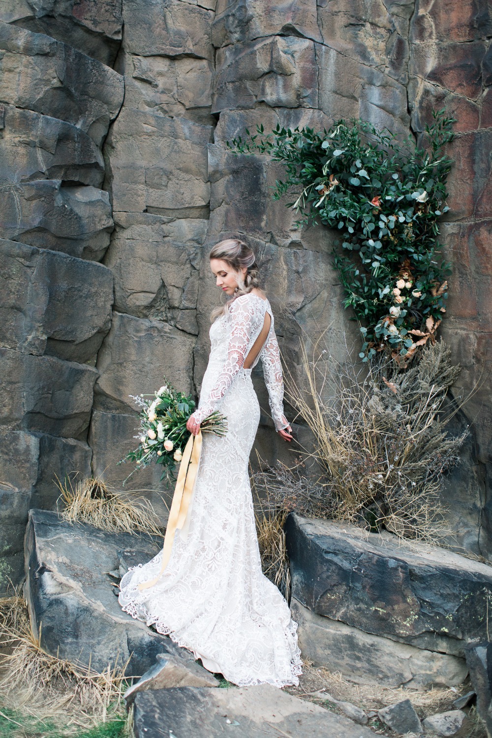 how-to-get-married-outdoors