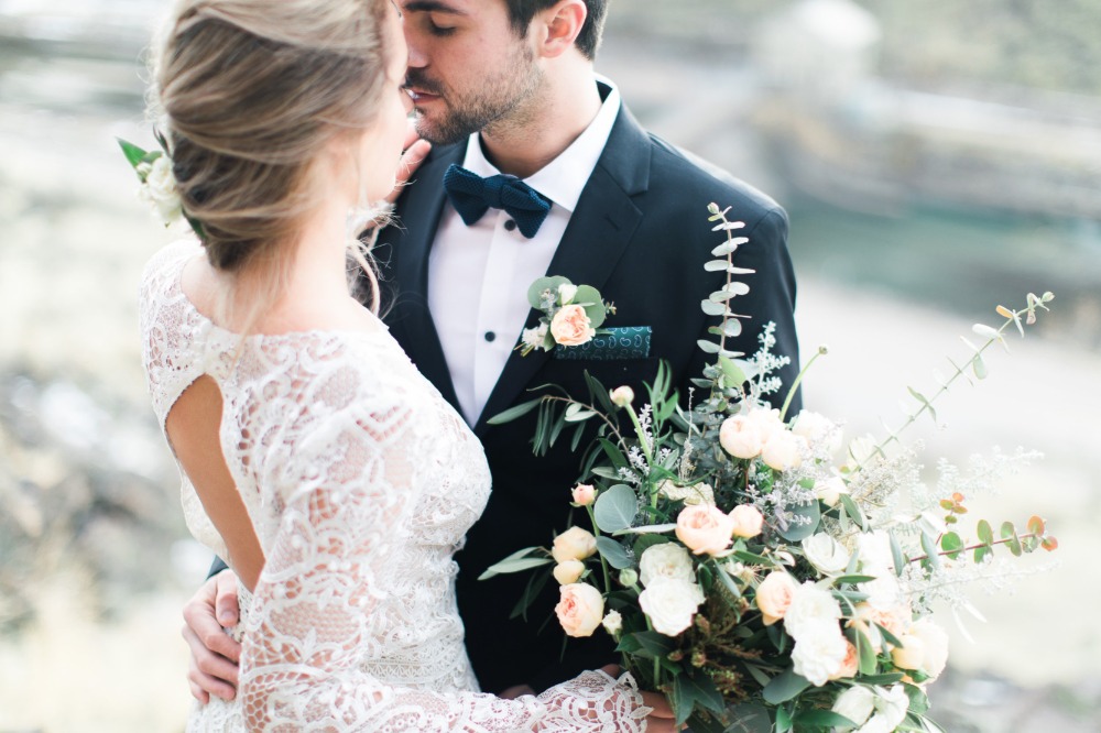 how-to-get-married-outdoors