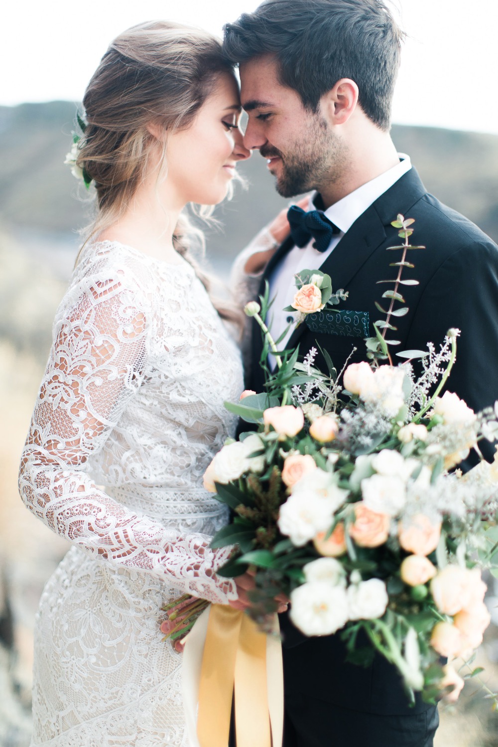 how-to-get-married-outdoors