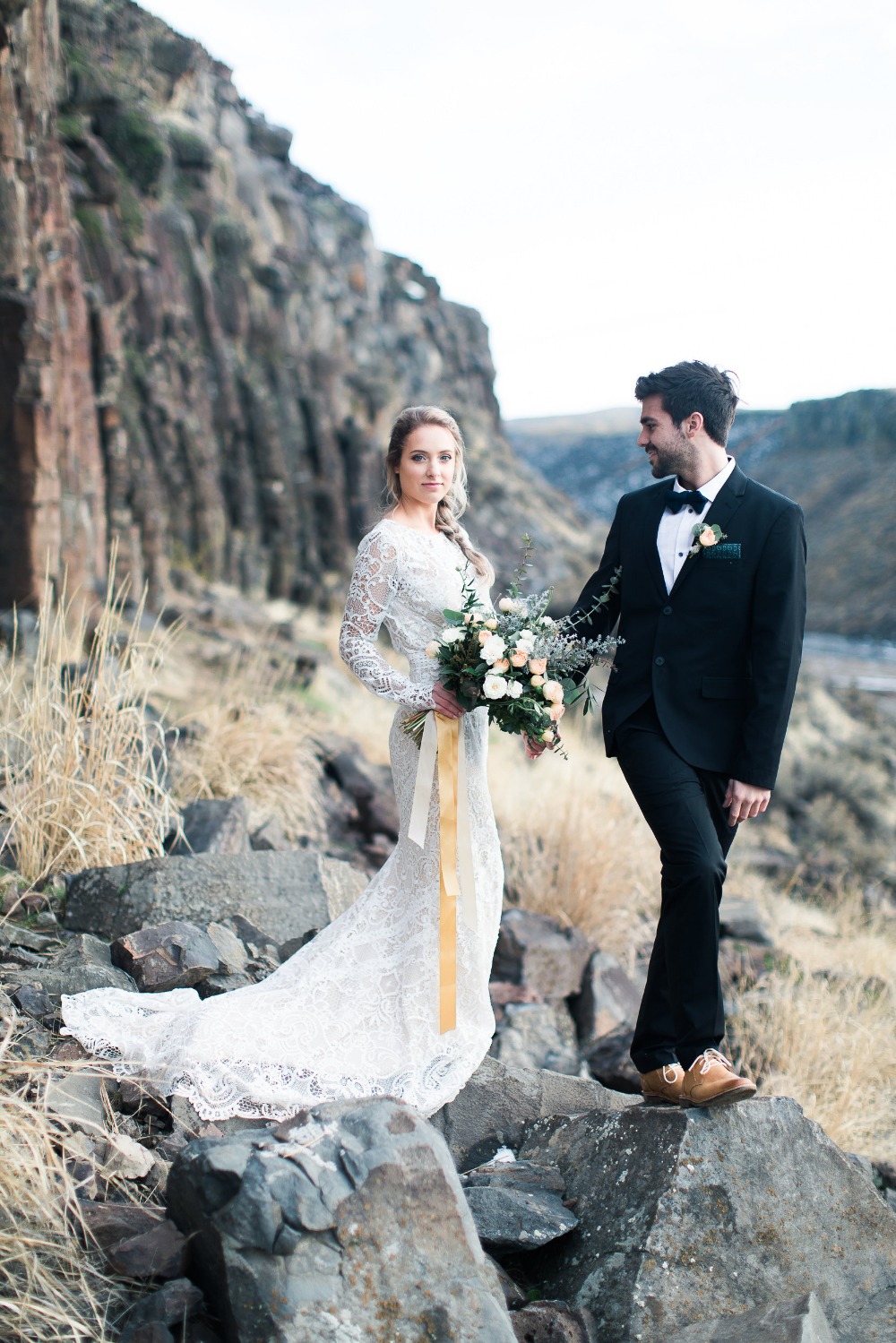 how-to-get-married-outdoors