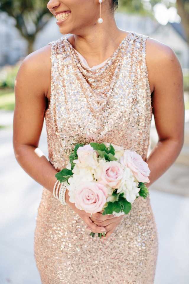 Love the contrast between the sparkly dress and bouquet