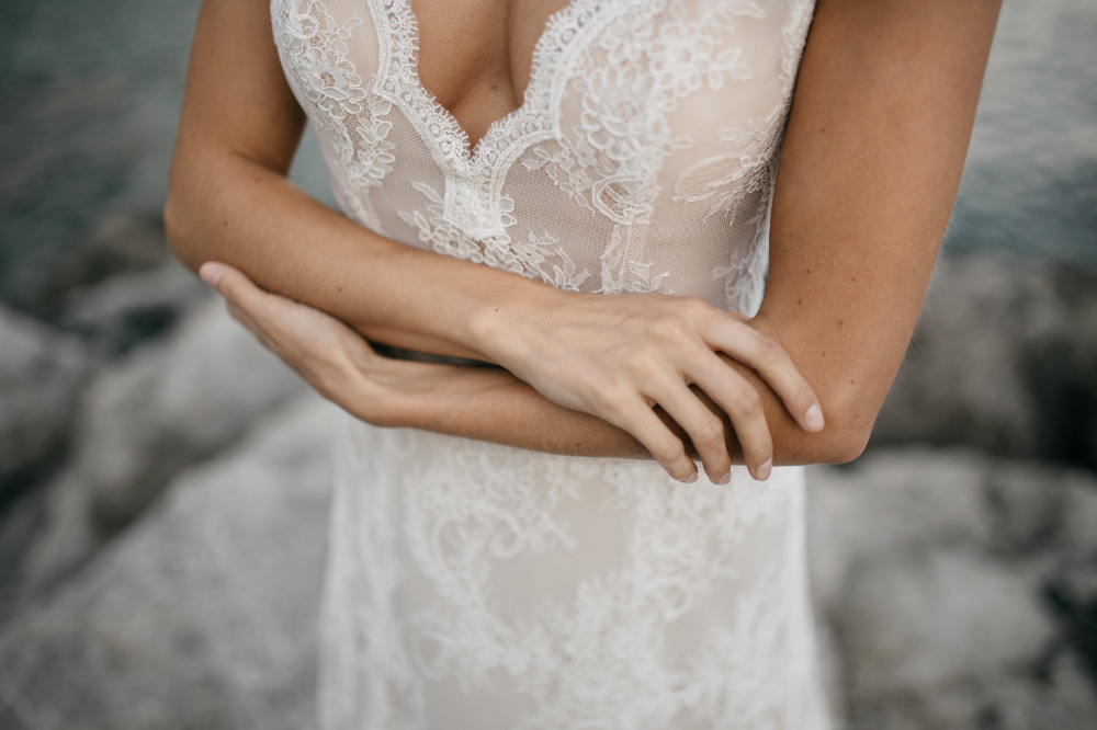 lace low cut wedding dress
