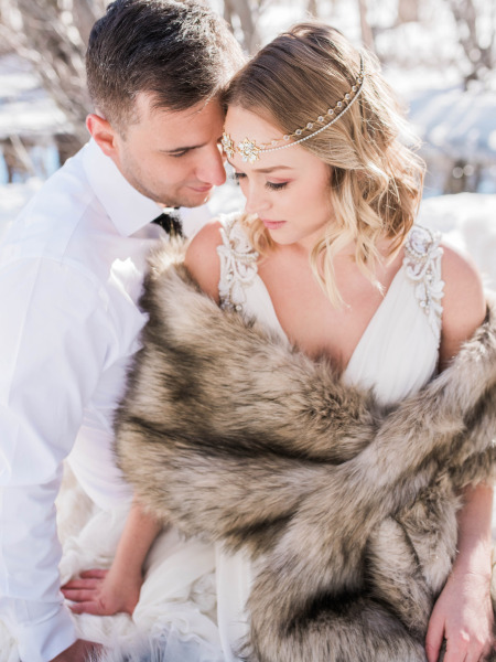 This Snowy Romance Filled Elopement Will Surely Melt Your Heart