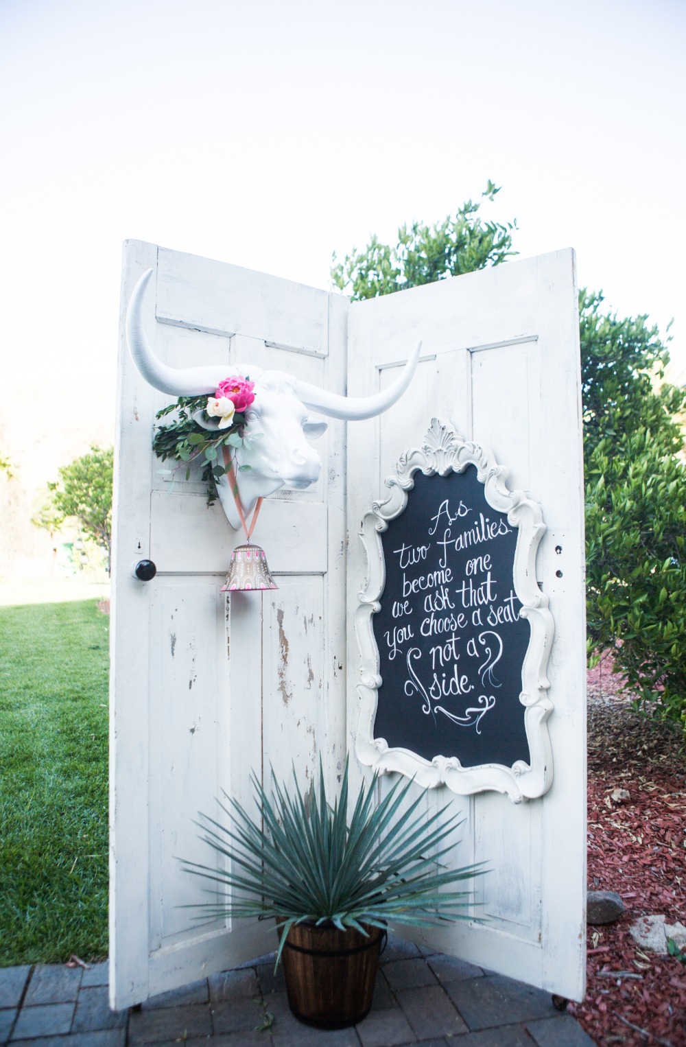 wedding-submission-from-when-pigs-fly