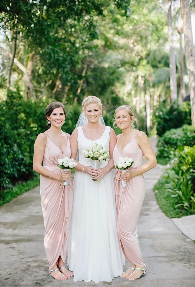modern bridesmaid dress in blush pink #wcstyleandpose