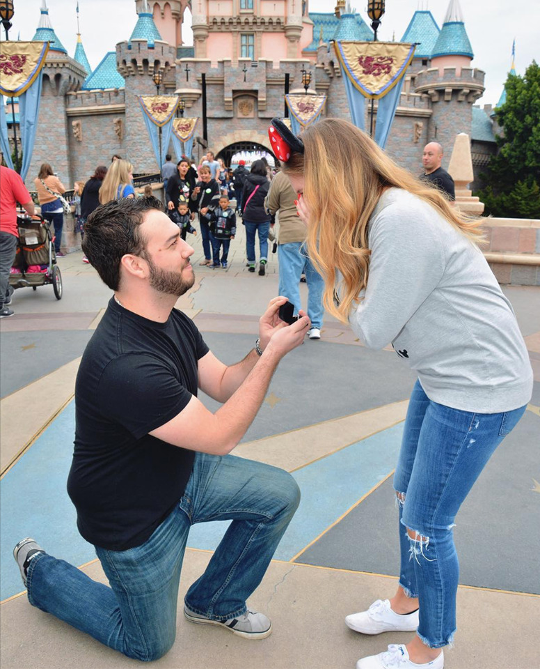 how to get engaged at Disneyland