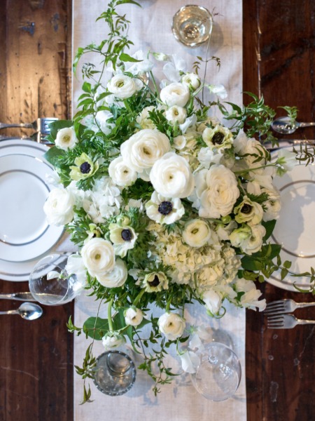 Gorgeous DIY White And Green Centerpiece