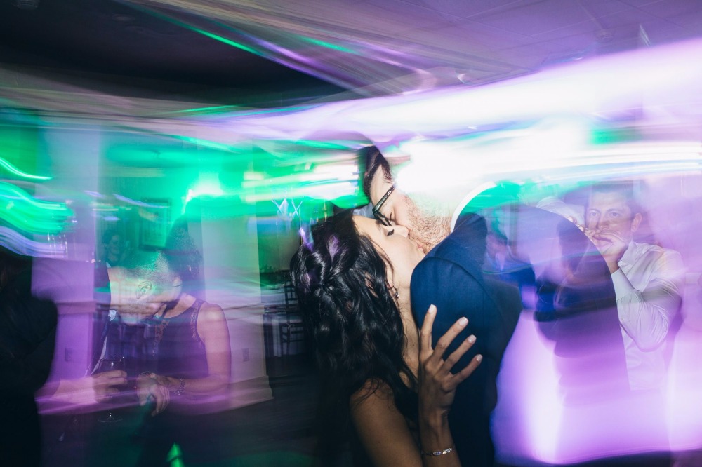 dusty-purple-rustic-chic-wedding-at