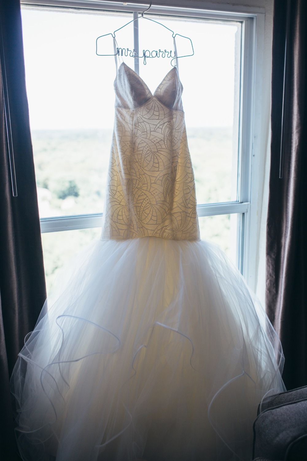dusty-purple-rustic-chic-wedding-at