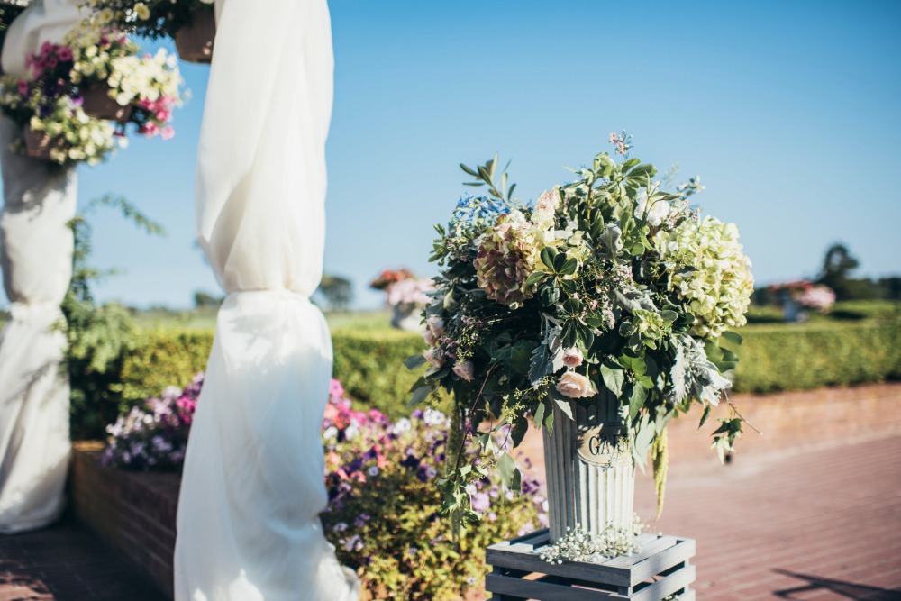 dusty-purple-rustic-chic-wedding-at