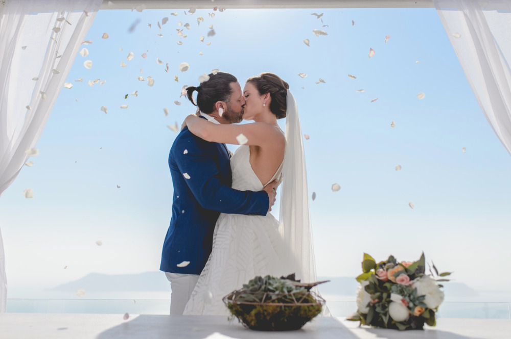 get-hitched-in-santorini-greece-and