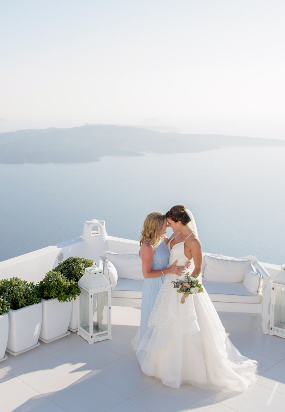 get-hitched-in-santorini-greece-and