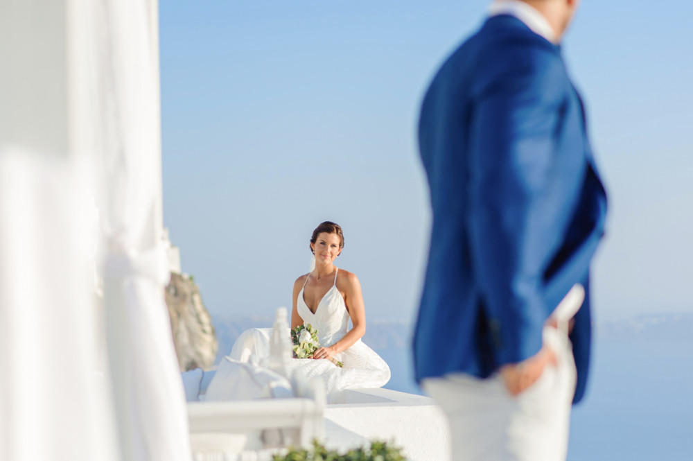 get-hitched-in-santorini-greece-and