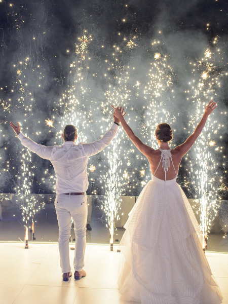 Get Hitched In Santorini Greece And Party Like There's No Tomorrow