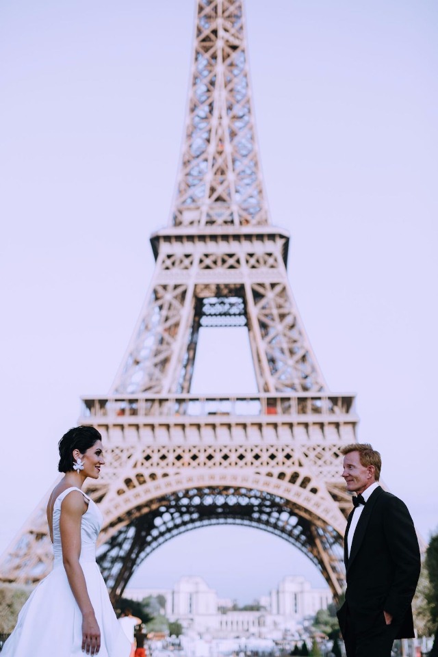 Pre-wedding photo session in Paris