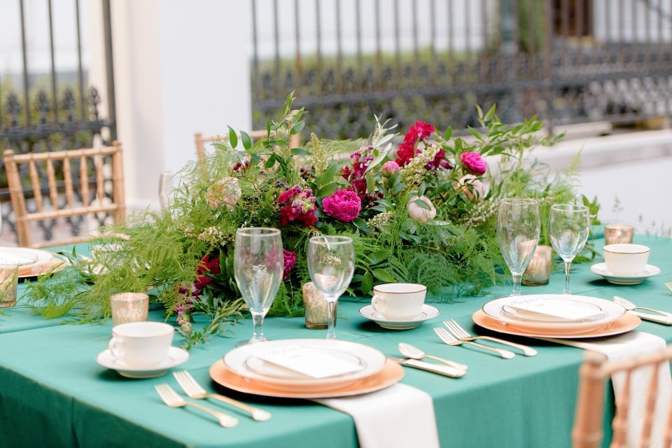 gold and green table decor
