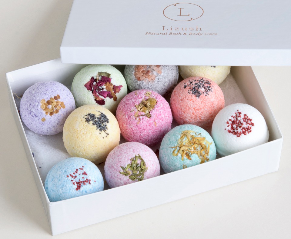 all natural bath bombs from Lizush