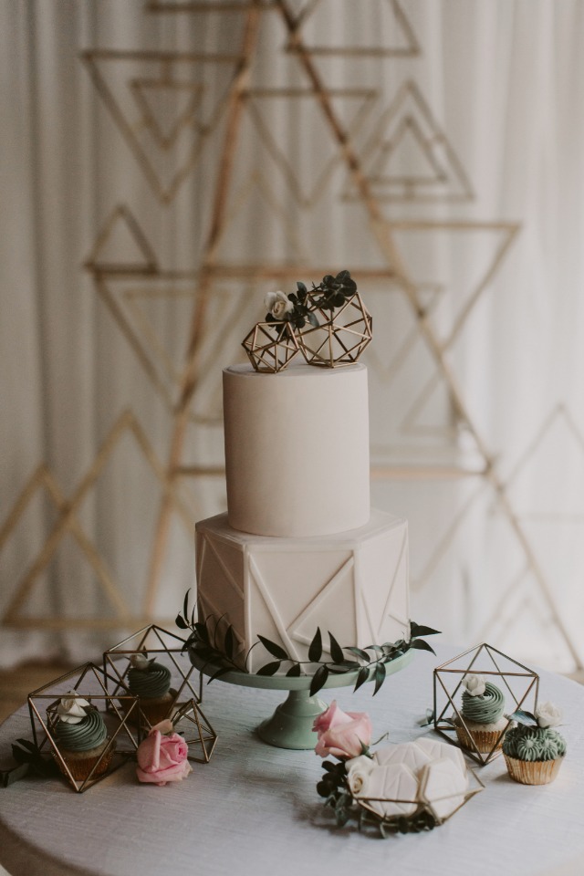 geometric and modern wedding cake