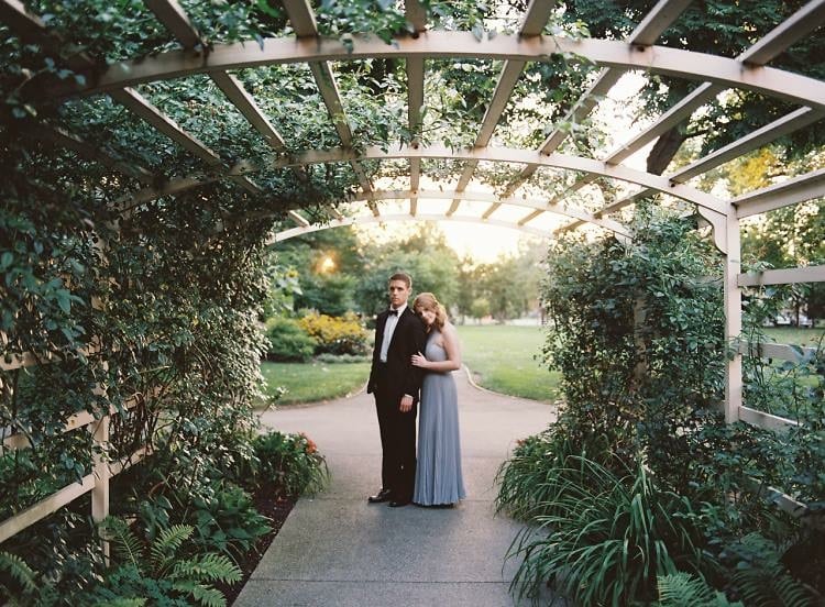 beautiful greenery arch for engagement session