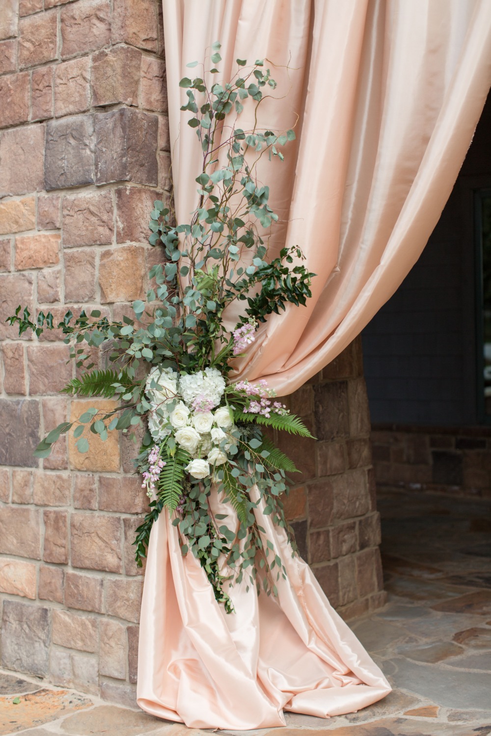 silver-and-gold-classically-romantic