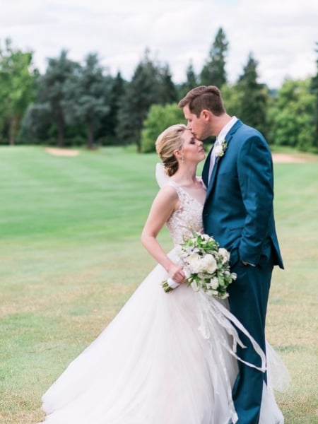 Sparkling Sapphire Blue Wedding at the Illahe Hills Country Club