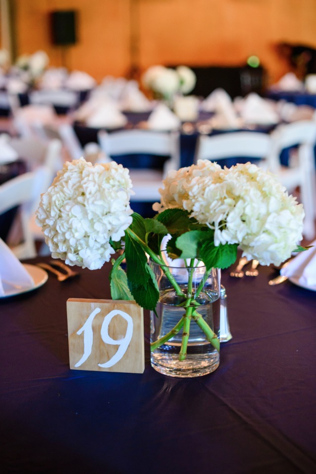 simple and chic hydrangea centerpieces