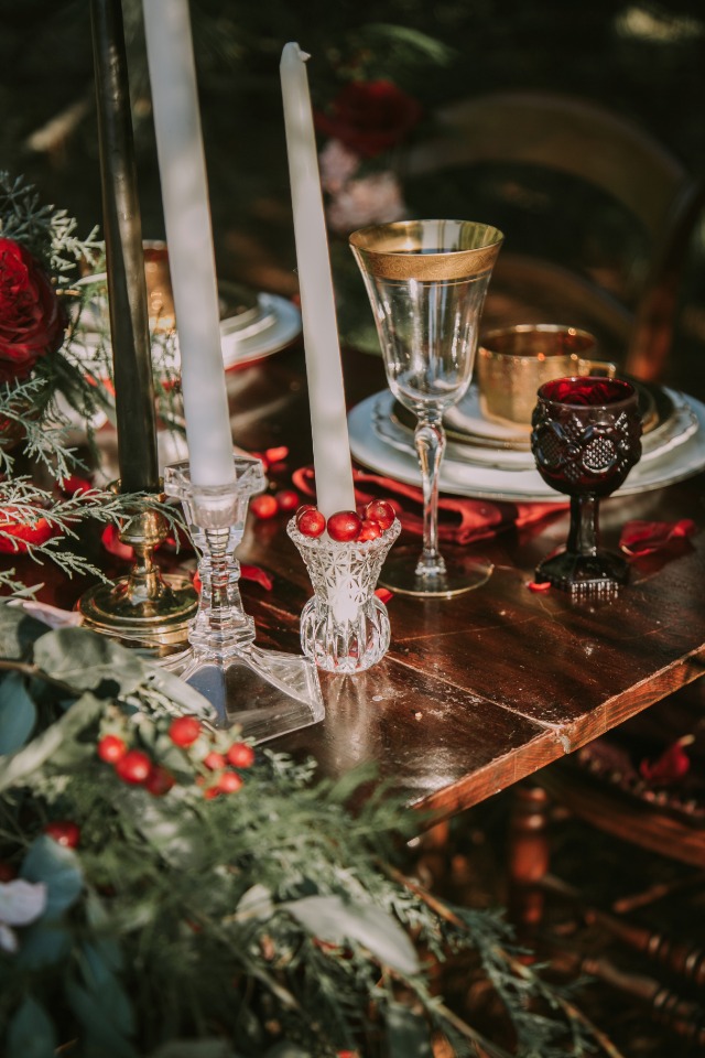Winter themed sweetheart table