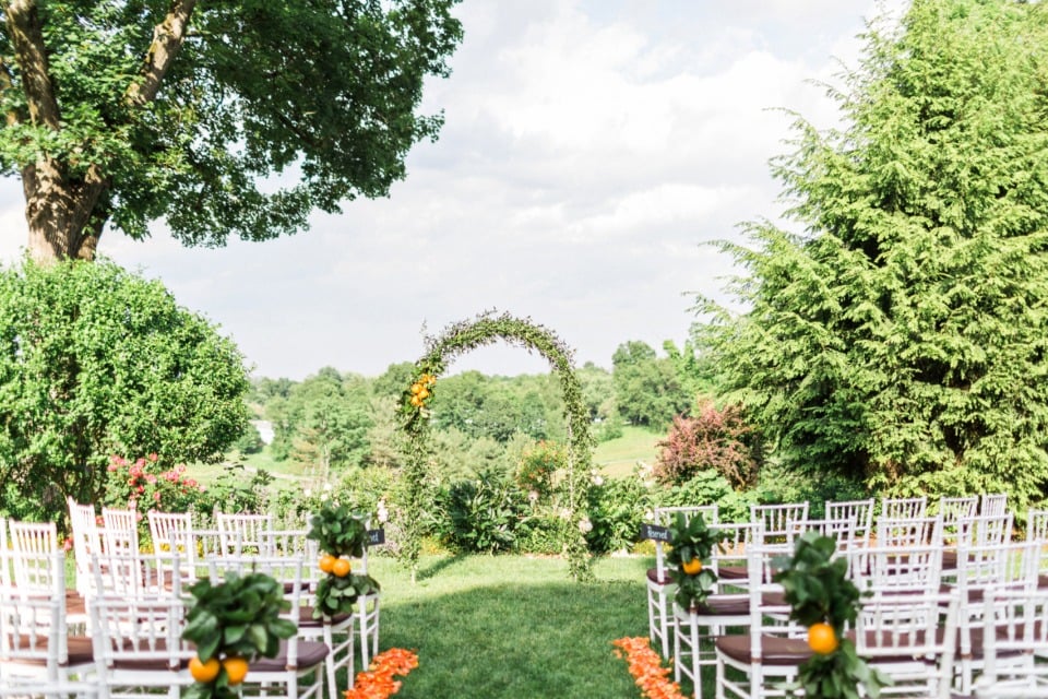 outdoor garden wedding decor