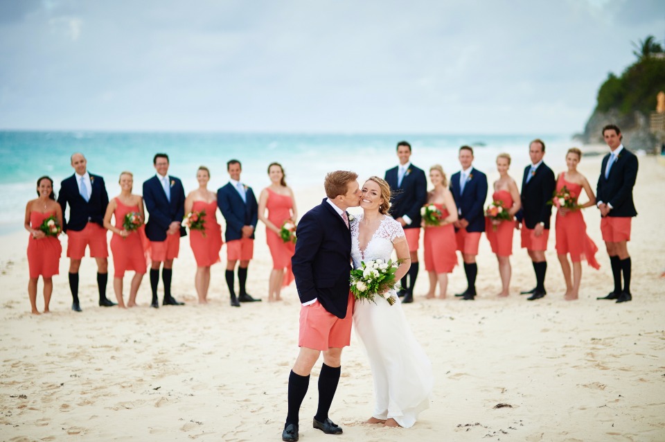 beach wedding at Coral Beach Club