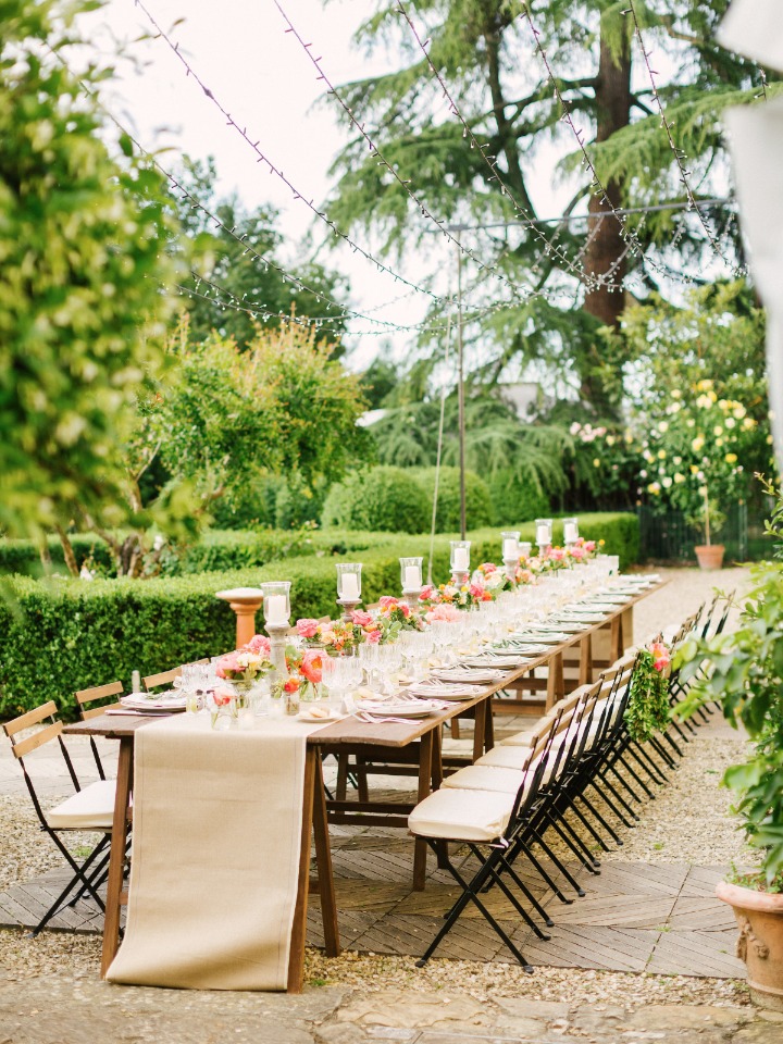 Garden reception in Tuscany