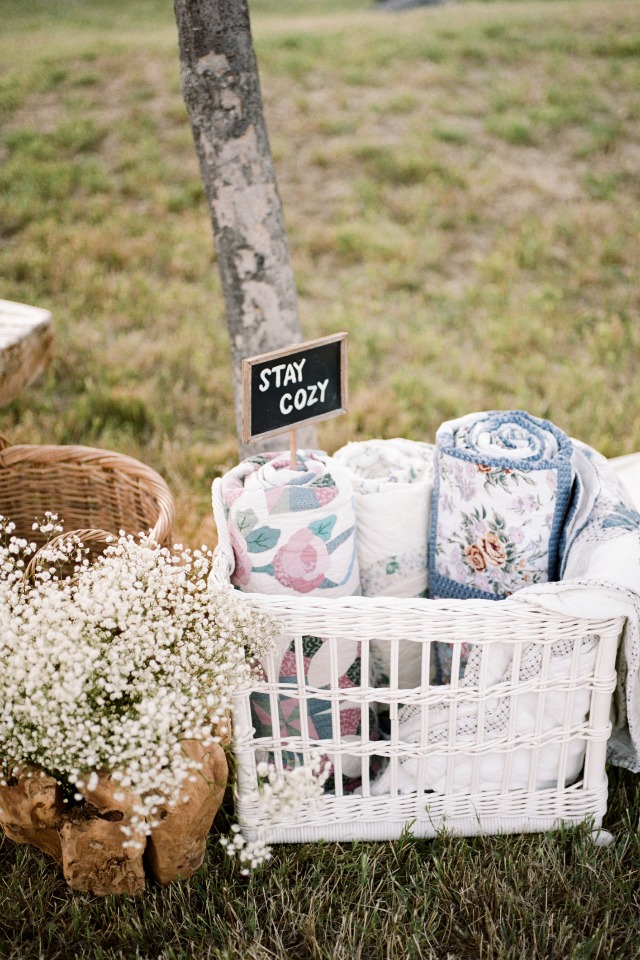 stay cozy wedding quilts