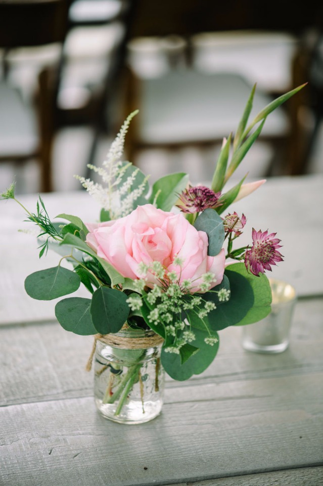 simple and beautiful wedding centerpieces
