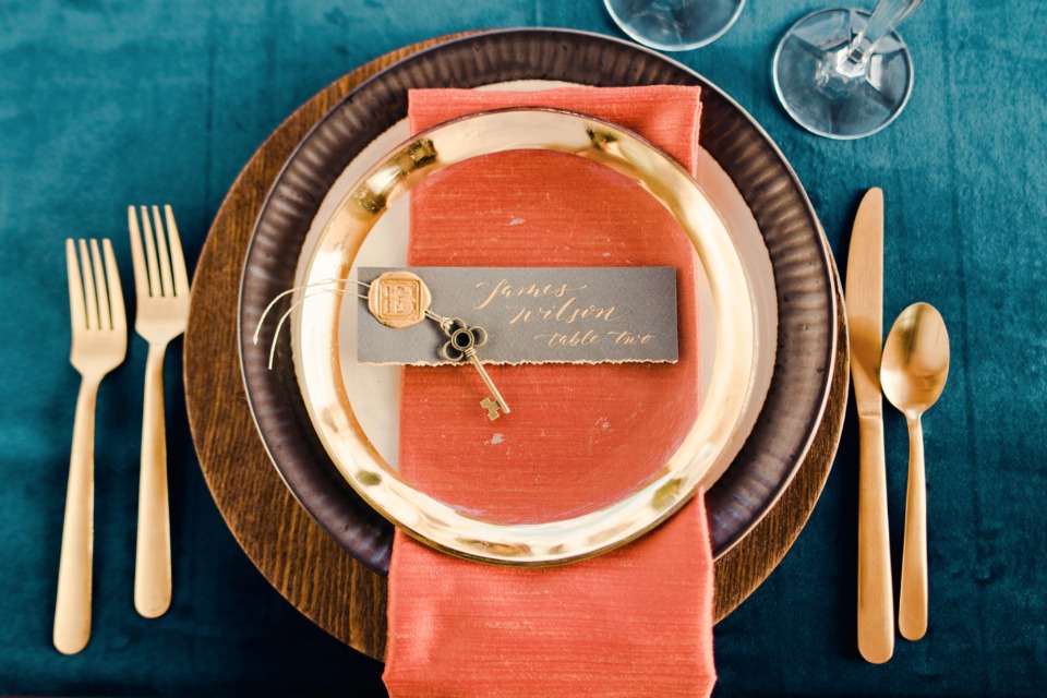 Pretty place setting with velvet texture