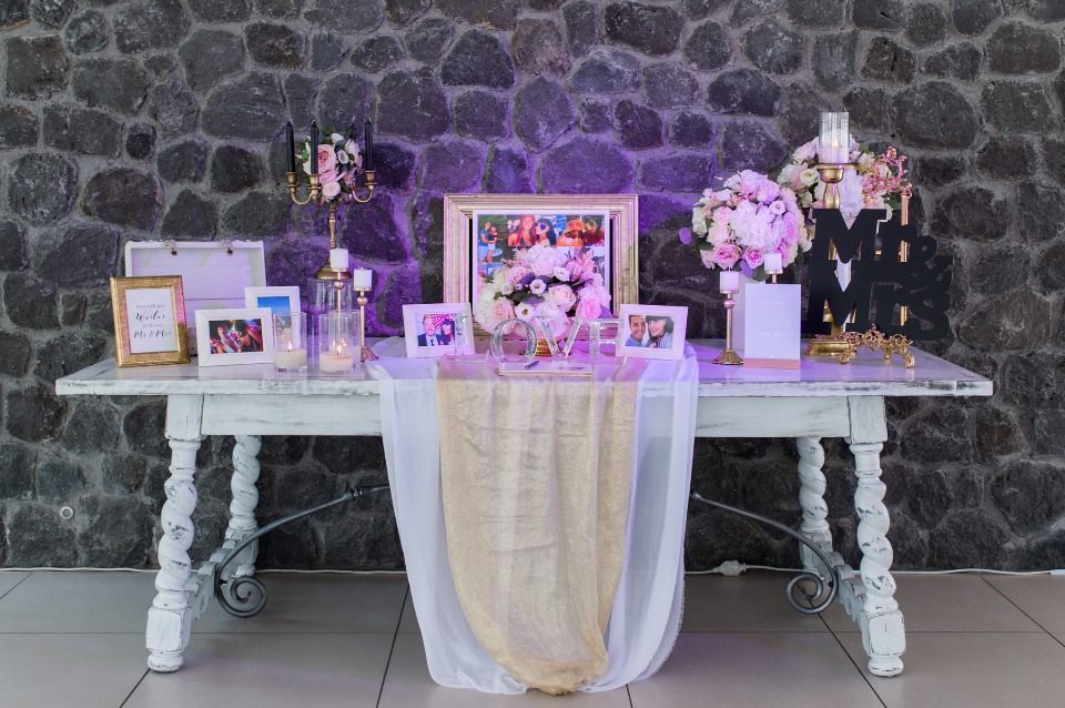 guestbook and welcome table
