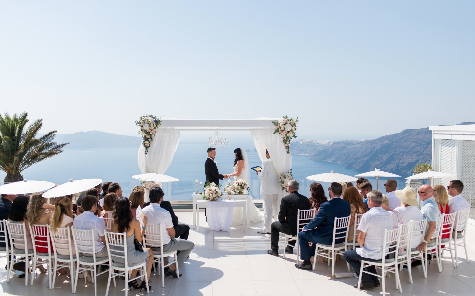 saying i do in greece
