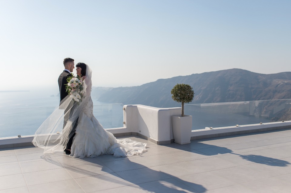 bride and groom in Greece