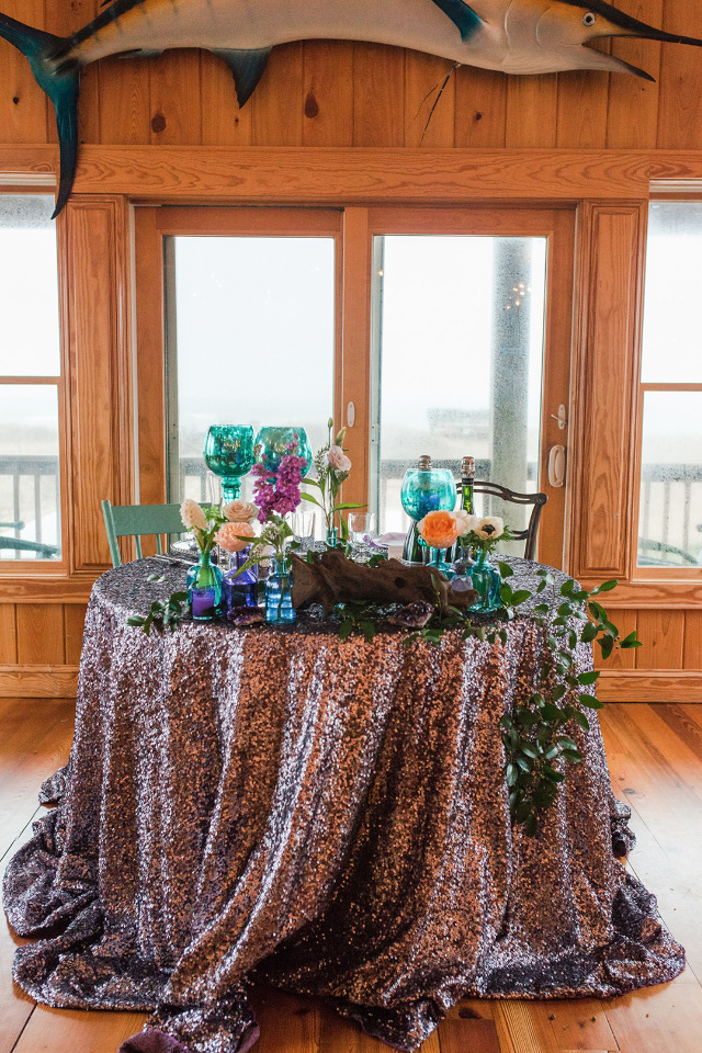 sequin linen and teal and purple sweetheart table