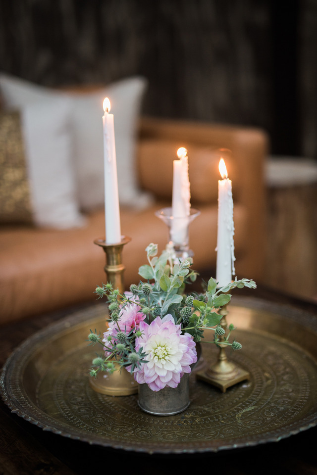 candle and flower wedding decor