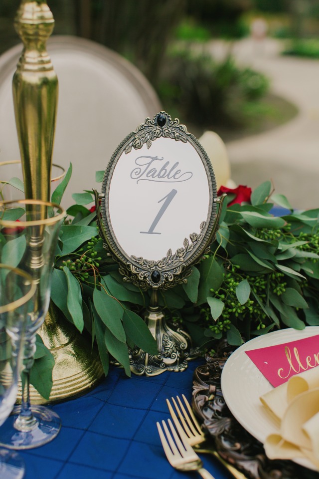 Mirror table number