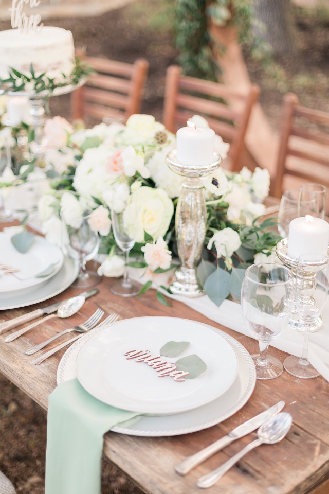 elegant and rustic wedding table decor