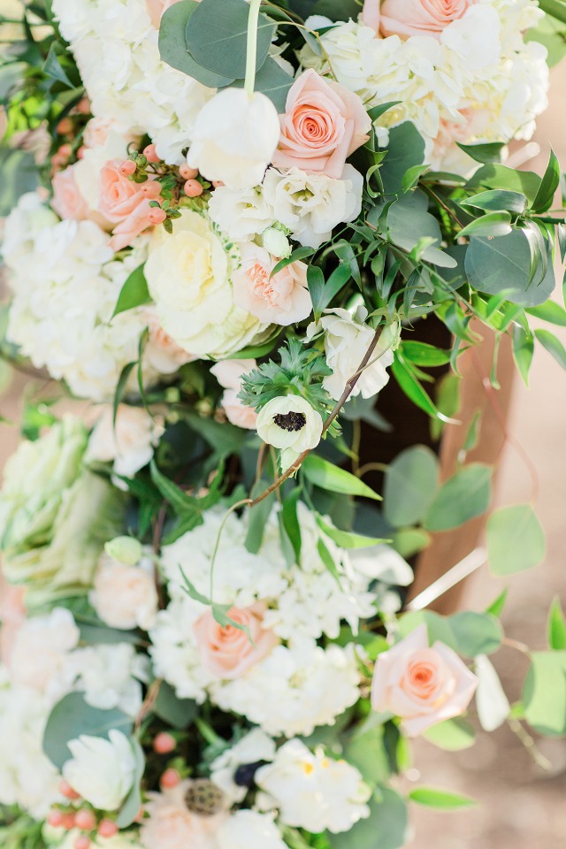 soft peach and white wedding flowers