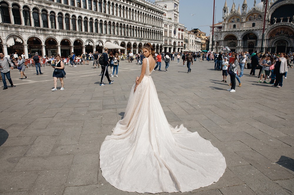 julie-vino-wedding-dress-collection
