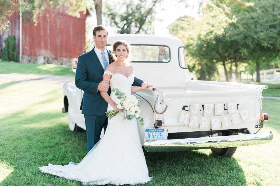 just married wedding truck sign