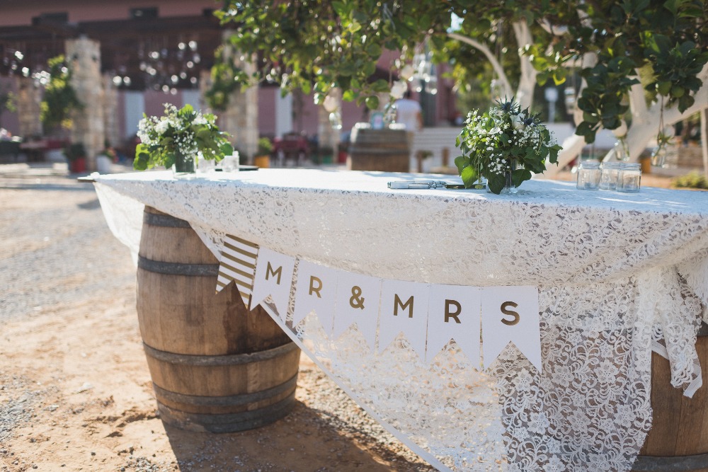 quiet-little-winery-wedding-on-the