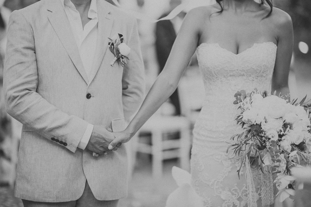 quiet-little-winery-wedding-on-the