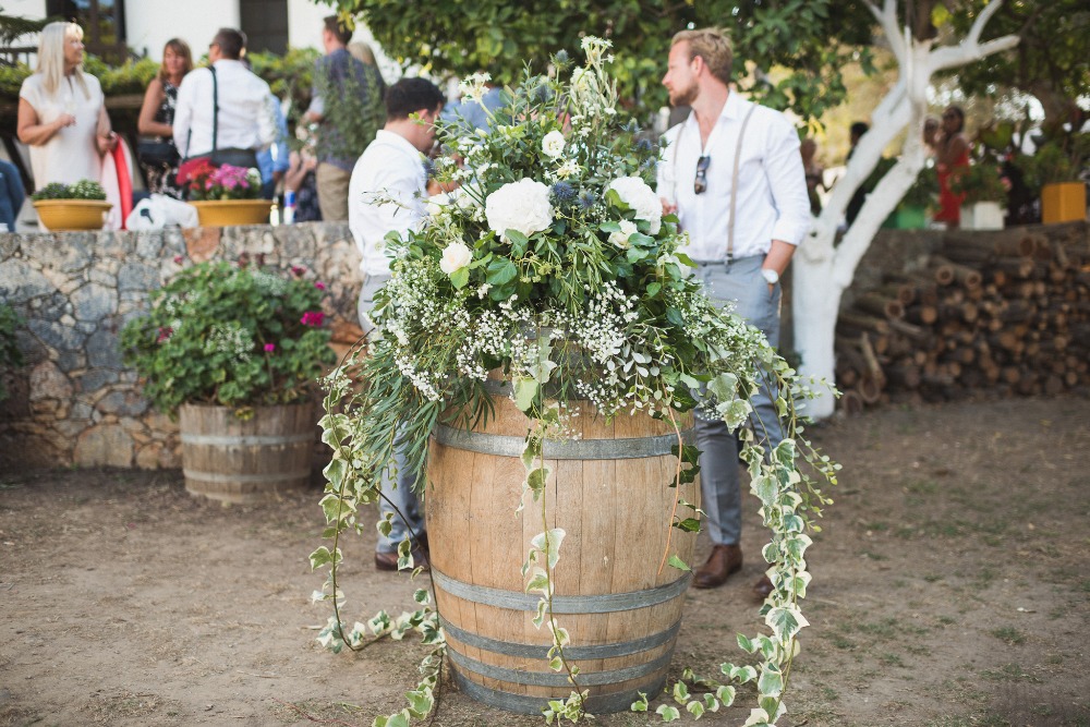 quiet-little-winery-wedding-on-the