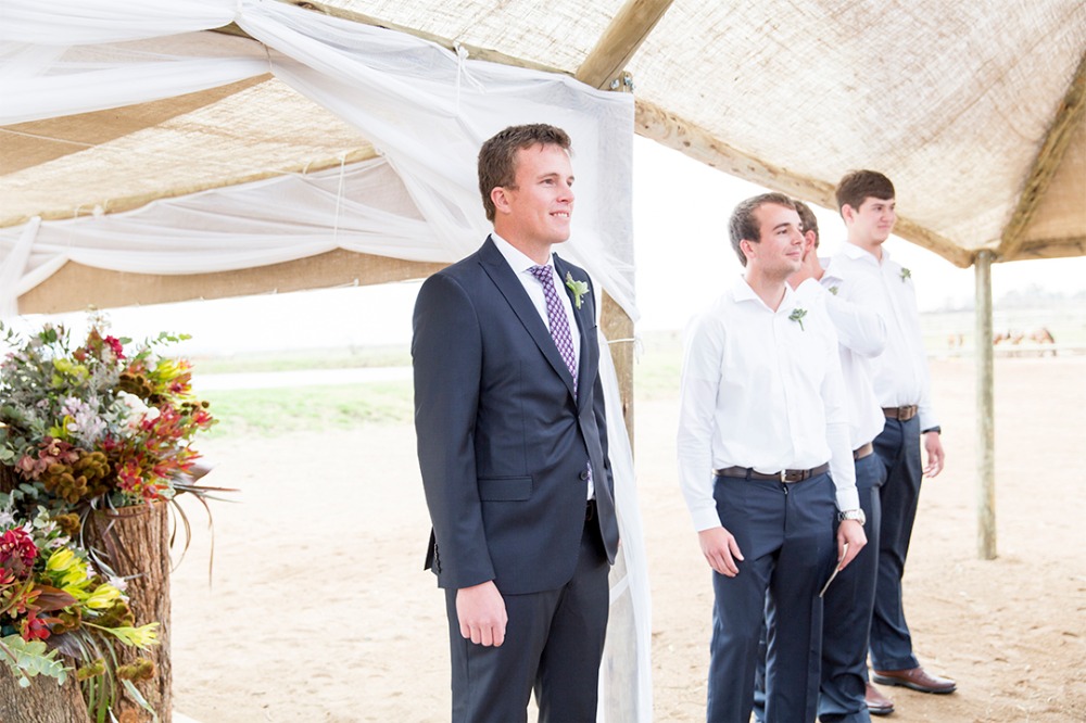 rustic-family-built-ranch-wedding-day