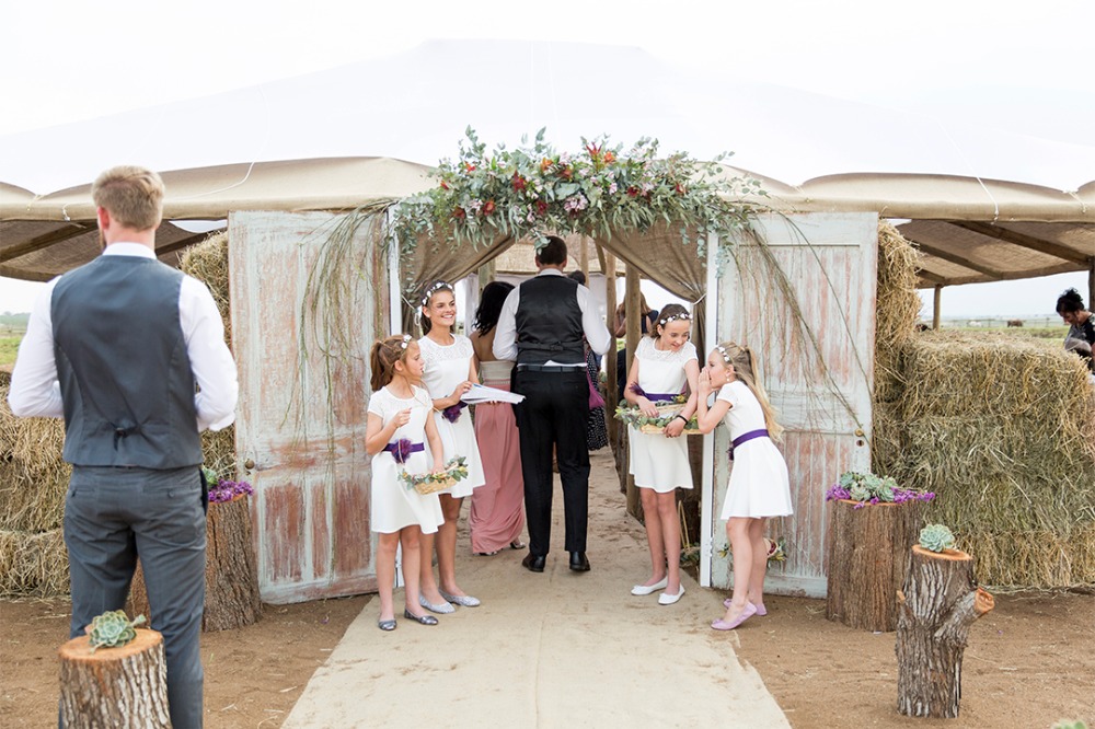rustic-family-built-ranch-wedding-day