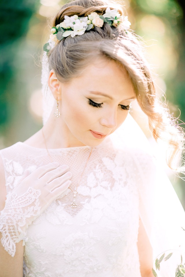 Hair and makeup for the spring bride