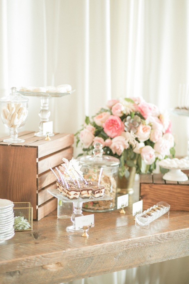 dessert table for your rustic chic wedding